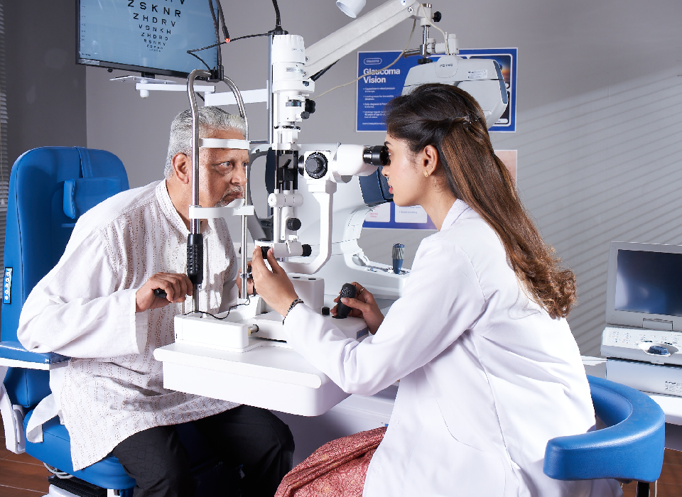 Slit Lamp Eye Examination for Senior Patient in Coimbatore coimbatore-slit-lamp-eye-exam-senior-patient
